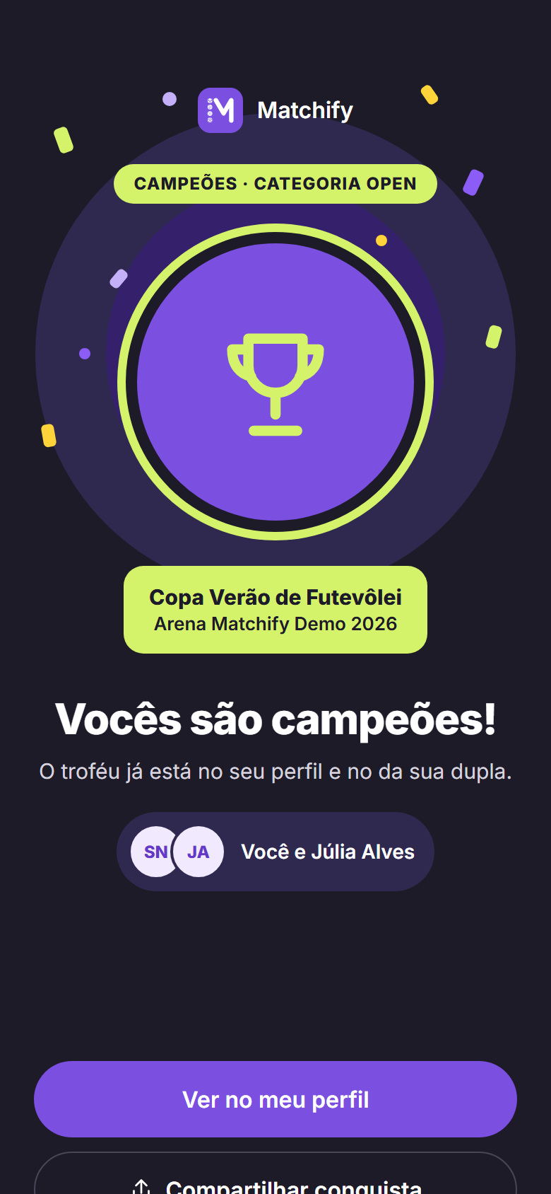 Tela do app com o troféu do campeão de um torneio